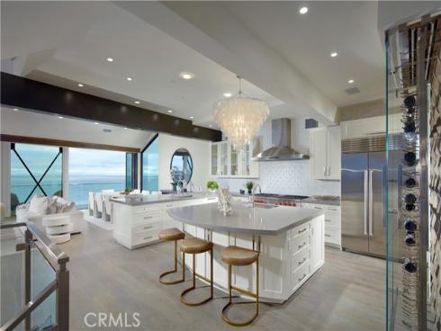 33 Bay Drive, Laguna Beach, CA