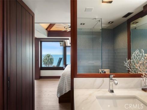 31678 Seacliff Drive, Laguna Beach, CA