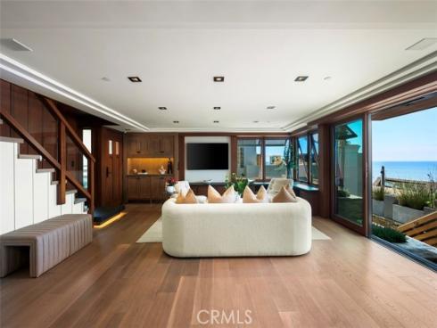 31678 Seacliff Drive, Laguna Beach, CA