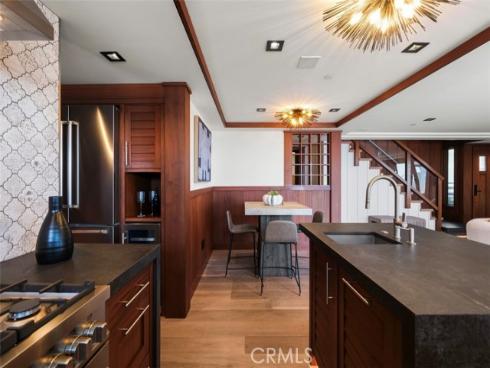 31678 Seacliff Drive, Laguna Beach, CA