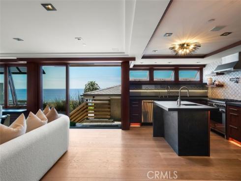 31678 Seacliff Drive, Laguna Beach, CA