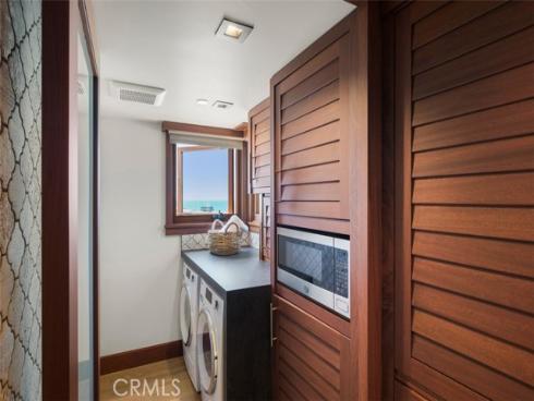 31678 Seacliff Drive, Laguna Beach, CA