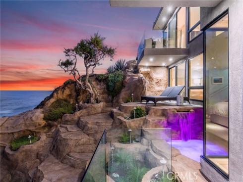 1715 Ocean Way, Laguna Beach, CA