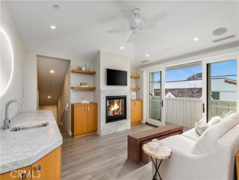 738 Cliff Drive , Laguna Beach, CA