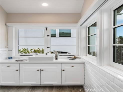 738 Cliff Drive , Laguna Beach, CA