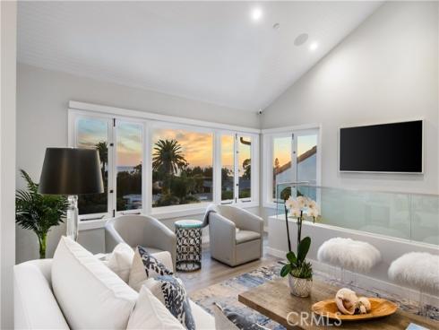 738 Cliff Drive , Laguna Beach, CA
