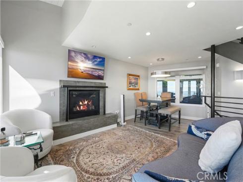 2590 Iris , Laguna Beach, CA