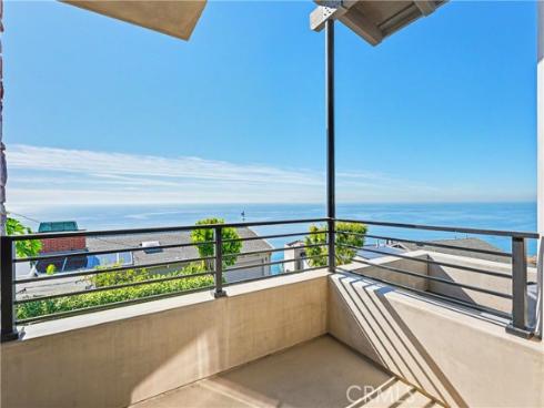 2590 Iris , Laguna Beach, CA