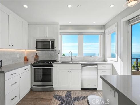 2590 Iris , Laguna Beach, CA