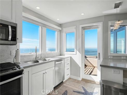 2590 Iris , Laguna Beach, CA