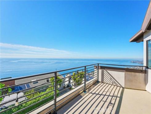 2590 Iris , Laguna Beach, CA