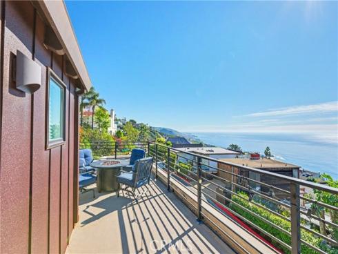 2590 Iris , Laguna Beach, CA