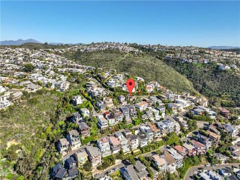 2590 Iris , Laguna Beach, CA