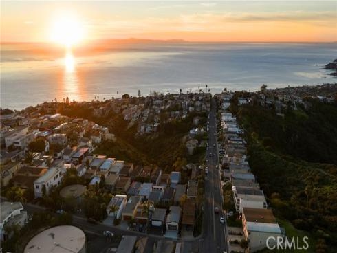 1077 Tia Juana , Laguna Beach, CA