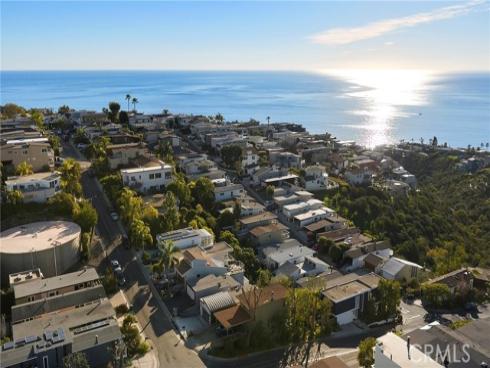 1077 Tia Juana , Laguna Beach, CA