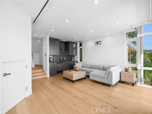 1061 Skyline Drive, Laguna Beach, CA