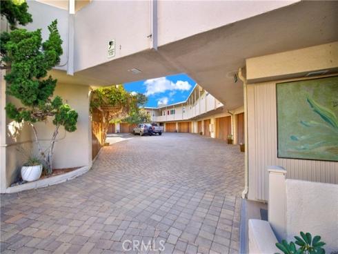 31561 Table Rock Dr. 213 , Laguna Beach, CA