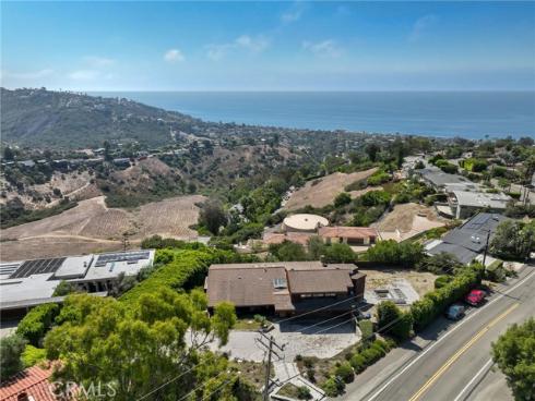 2155 Temple Hills , Laguna Beach, CA