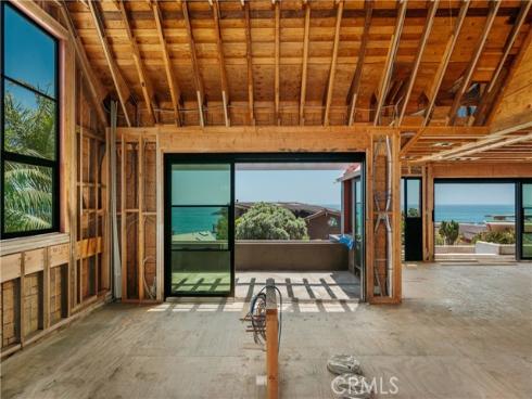 1902 Ocean Way, Laguna Beach, CA