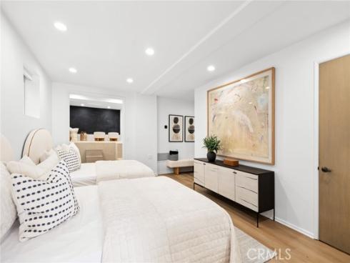 921 Gaviota Drive, Laguna Beach, CA