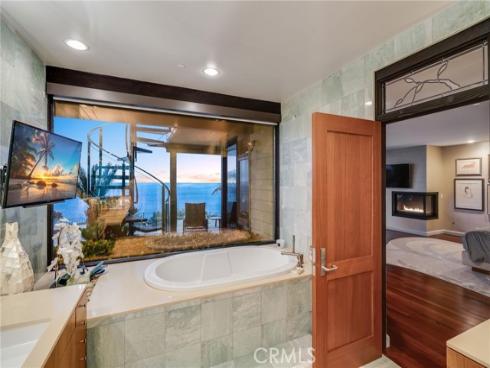 32091 Coast Highway , Laguna Beach, CA