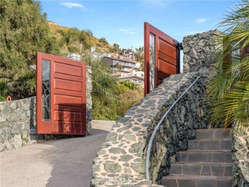 32091 Coast Highway , Laguna Beach, CA