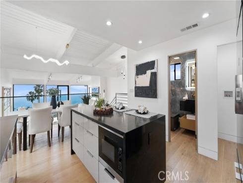 1095 Miramar , Laguna Beach, CA
