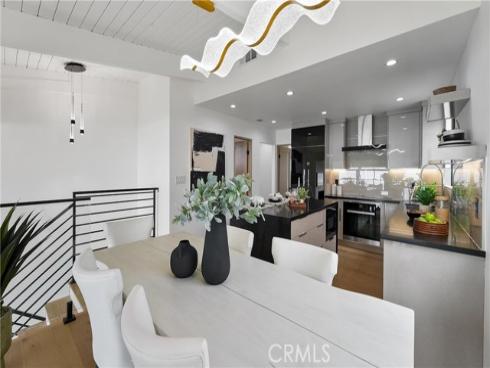 1095 Miramar , Laguna Beach, CA