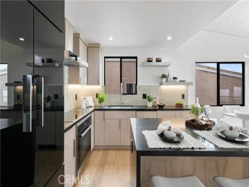 1095 Miramar , Laguna Beach, CA