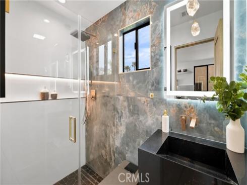 1095 Miramar , Laguna Beach, CA
