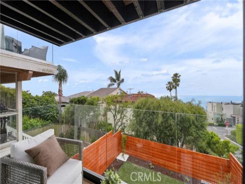 1095 Miramar , Laguna Beach, CA