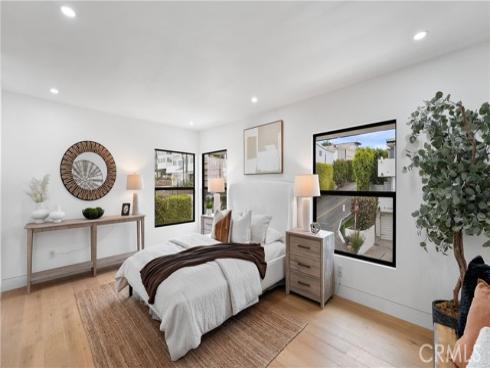 1095 Miramar , Laguna Beach, CA