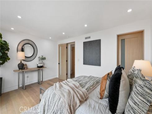 1095 Miramar , Laguna Beach, CA