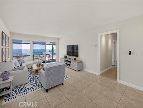 240 Moss 8 Street, Laguna Beach, CA
