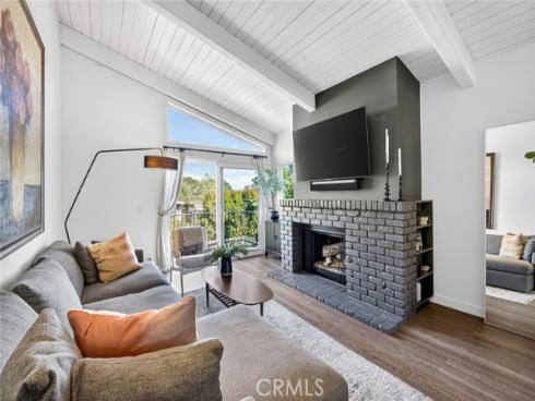 956 Tia Juana , Laguna Beach, CA