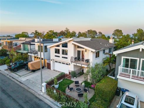 956 Tia Juana , Laguna Beach, CA