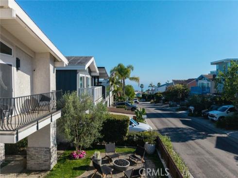 956 Tia Juana , Laguna Beach, CA