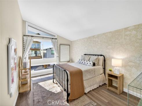 956 Tia Juana , Laguna Beach, CA