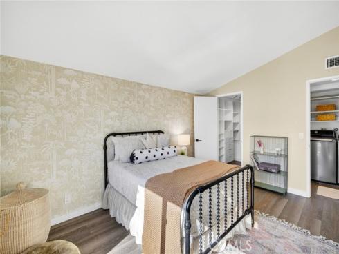 956 Tia Juana , Laguna Beach, CA