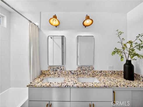 956 Tia Juana , Laguna Beach, CA