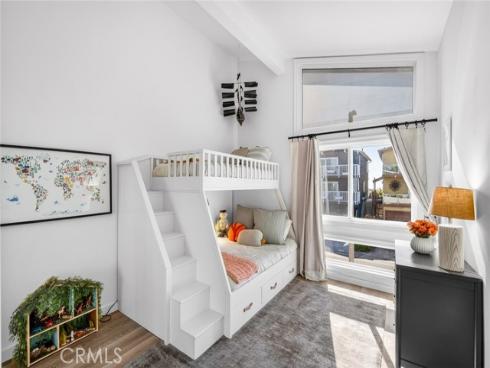 956 Tia Juana , Laguna Beach, CA