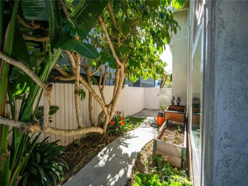956 Tia Juana , Laguna Beach, CA