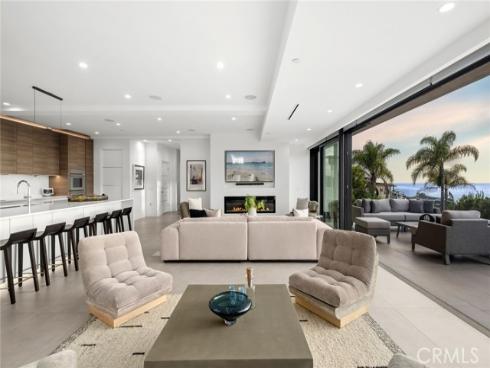 654  Canyon View   Drive, Laguna Beach, CA