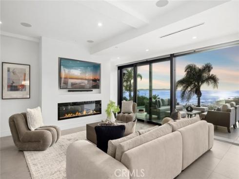 654  Canyon View   Drive, Laguna Beach, CA