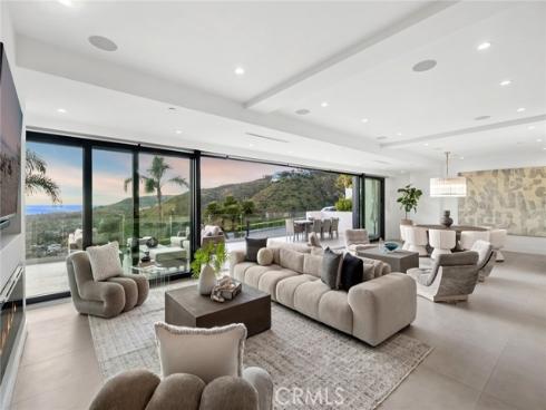 654  Canyon View   Drive, Laguna Beach, CA