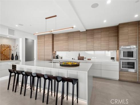 654  Canyon View   Drive, Laguna Beach, CA