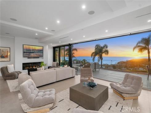 654  Canyon View   Drive, Laguna Beach, CA