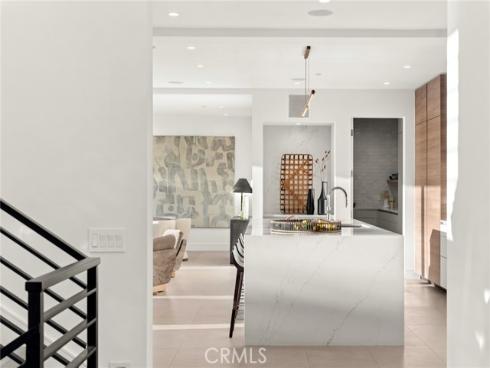 654  Canyon View   Drive, Laguna Beach, CA