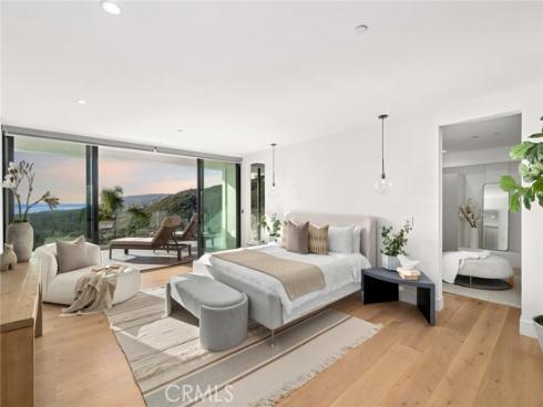 654  Canyon View   Drive, Laguna Beach, CA