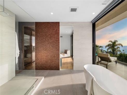 654  Canyon View   Drive, Laguna Beach, CA